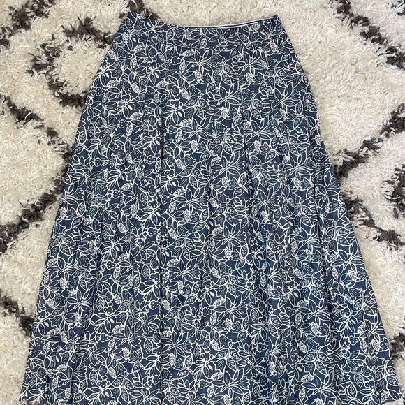 SEASALT ladies midi skirt cotton blue white floral size 8 Aline pleated casual - Picture 4 of 9